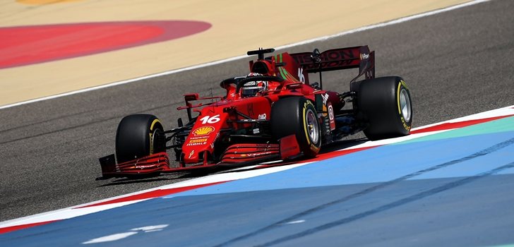 Leclerc rueda en los test del domingo en Baréin