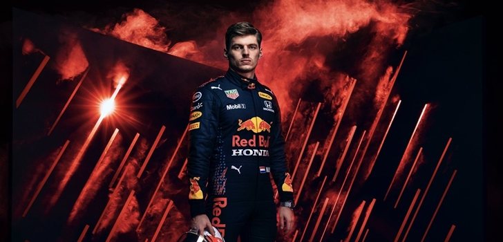 Verstappen, en una imagen promocional de Red Bull