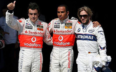 Alonso se lleva la pole en Hungría, de nuevo con polémica