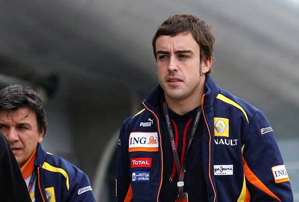 Alonso: "El coche ha mejorado muchísimo"