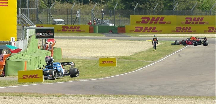 Accidente entre Sergio Pérez y Esteban Ocon en Libres 1 en Imola