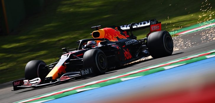 Verstappen, en los Libres 1 de Imola