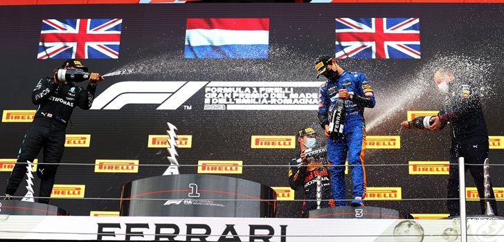 Verstappen, Hamilton y Norris en el podio de Imola