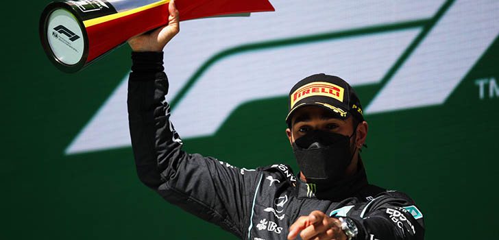 Mercedes y Hamilton se alzan con la victoria en Portimao