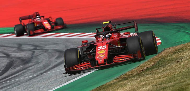 Carlos Sainz, concentrado en el trabajo mutuo dentro de Ferrari