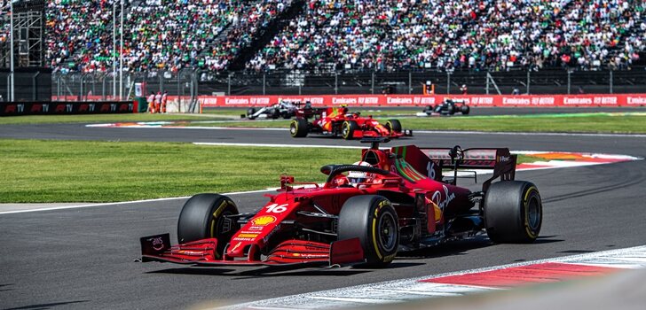 Leclerc y Sainz, en el GP de México 2021
