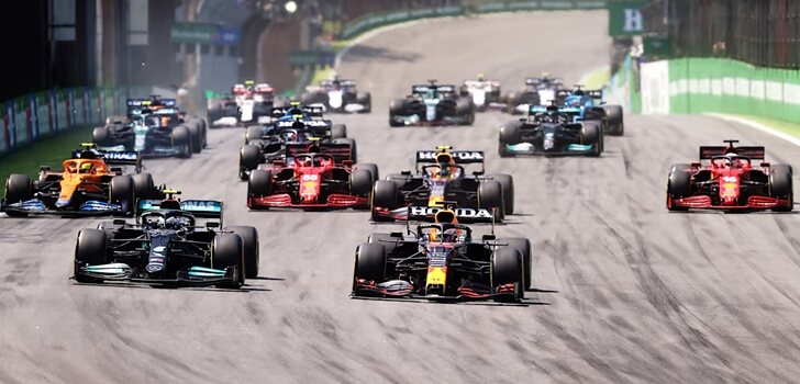 Verstappen se coloca 1º en la salida de Brasil