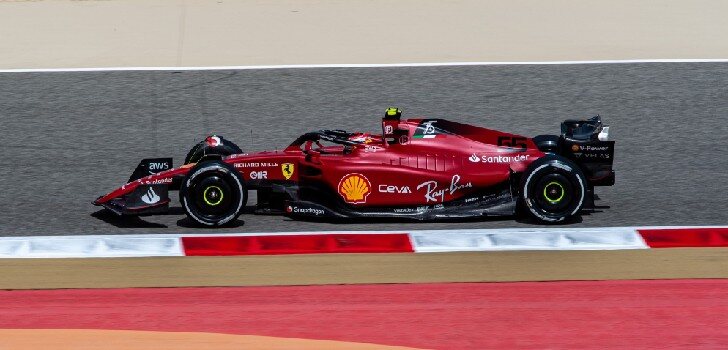 Carlos Sainz, en los test de Baréin 2022