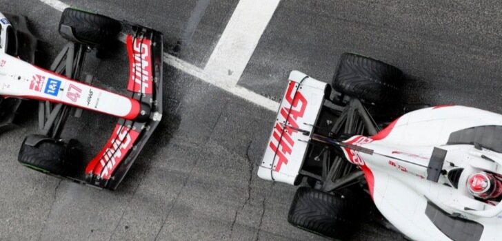 Parte delantera y trasera del Haas, visto desde arriba