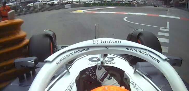 Tsunoda toca el muro en Q1