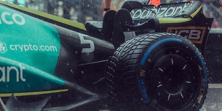 El coche de Vettel bajo la lluvia torrencial de Monaco