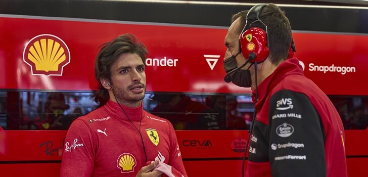 Sainz, junto a su ingeniero