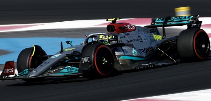 Hamilton rueda en Paul Ricard