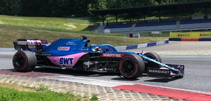 Oscar Piastri durante unos tests en Austria