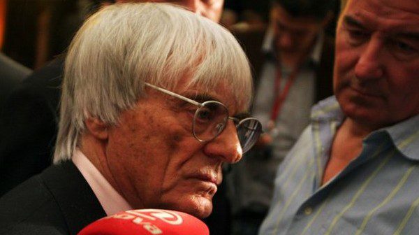 Bernie Ecclestone vuelve a meter la pata