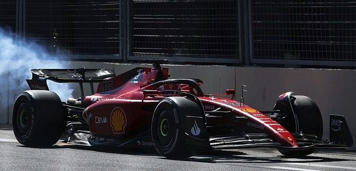 El motor de Leclerc echa humo en el GP de Bakú