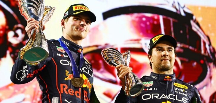 Verstappen y Pérez en el podio