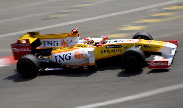 El tráfico arruinó la carrera de Alonso