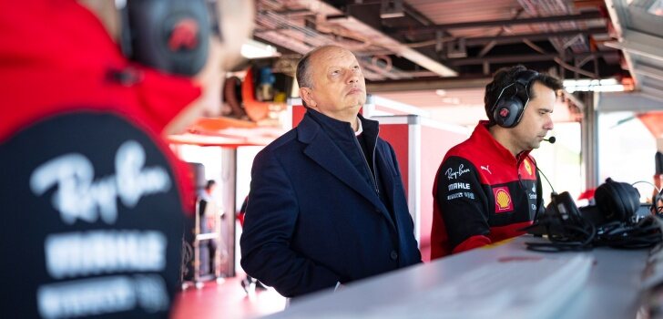 Vasseur, en el garaje de Ferrari