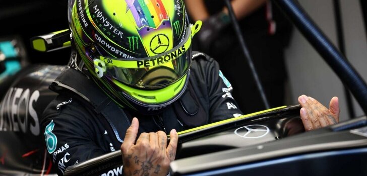 Hamilton se sube al W14