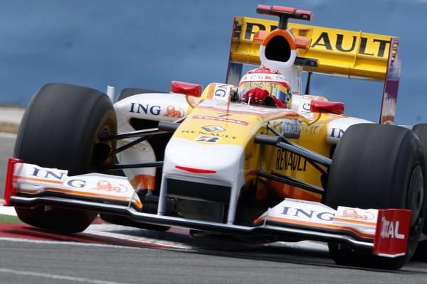 Renault consigue terminar en buenas posiciones los entrenamientos de hoy