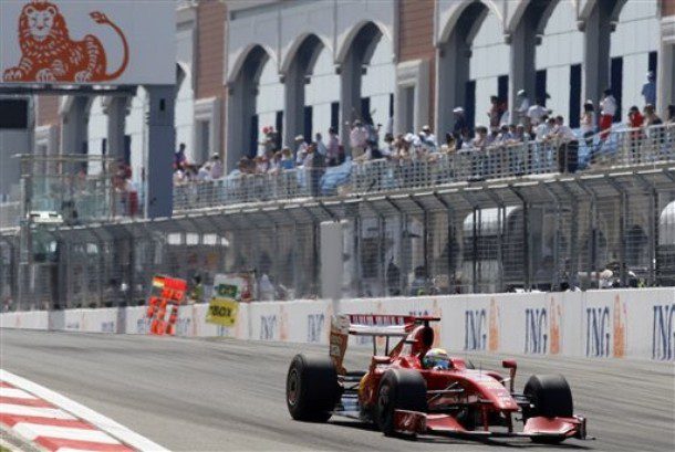 Tres puntos, poco botín para Ferrari