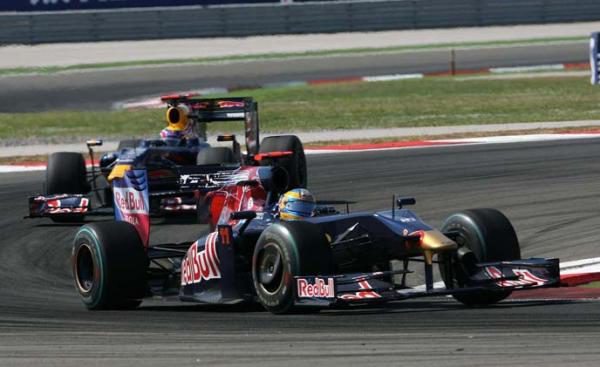 Toro Rosso pasa sin pena ni gloria por Turquía