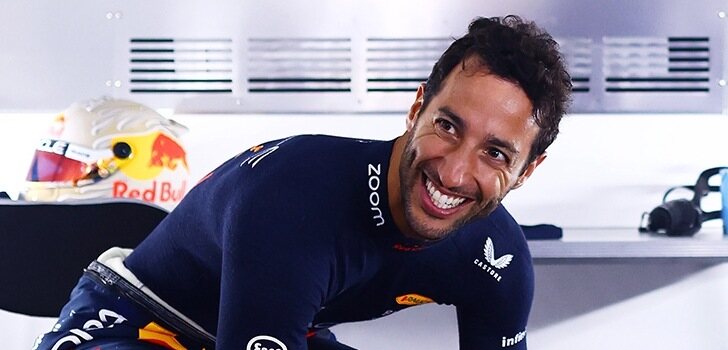 Daniel Ricciardo en el test de Pirelli en Silverstone