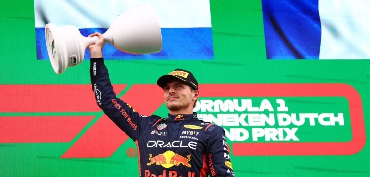 Verstappen, en el podio de Zandvoort