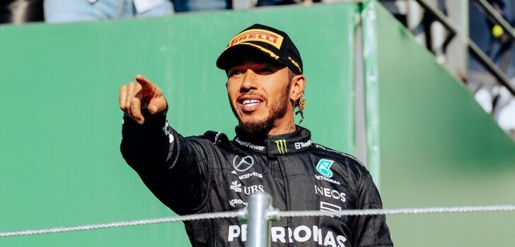 Hamilton, en el podio de México