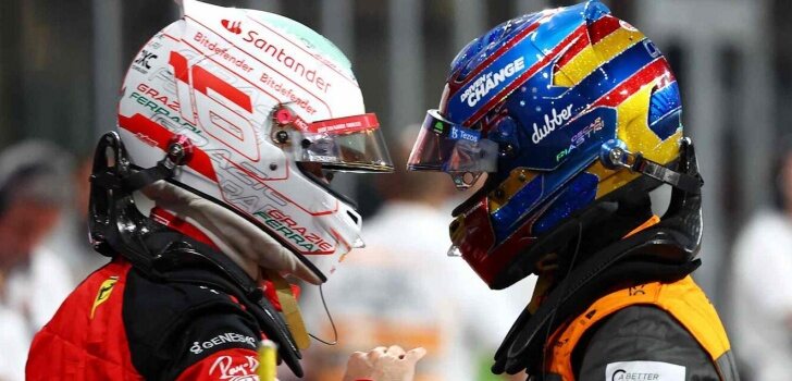 Piastri, junto a Charles Leclerc