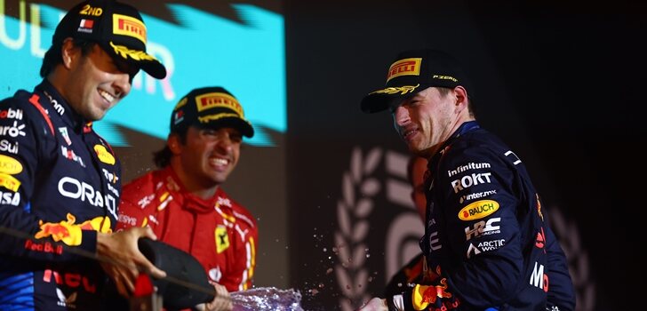 Verstappen, Pérez y Sainz en Baréin