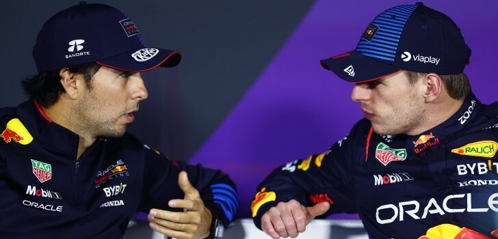 Pérez, junto a Verstappen en Baréin