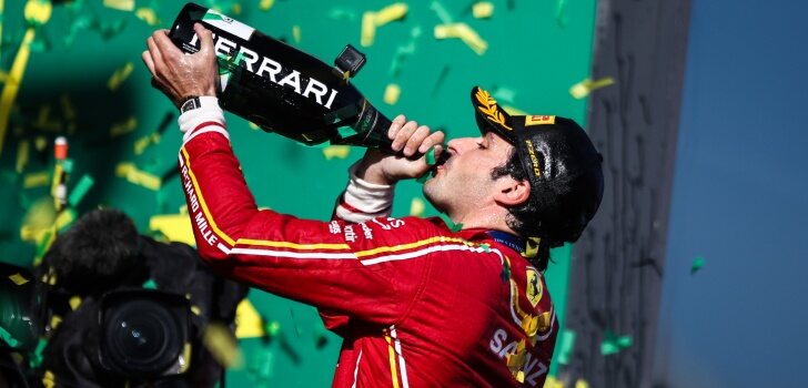 Sainz celebra su triunfo en Melbourne