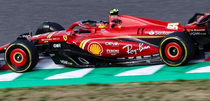 Carlos Sainz alcanza el podio en el GP de Japón