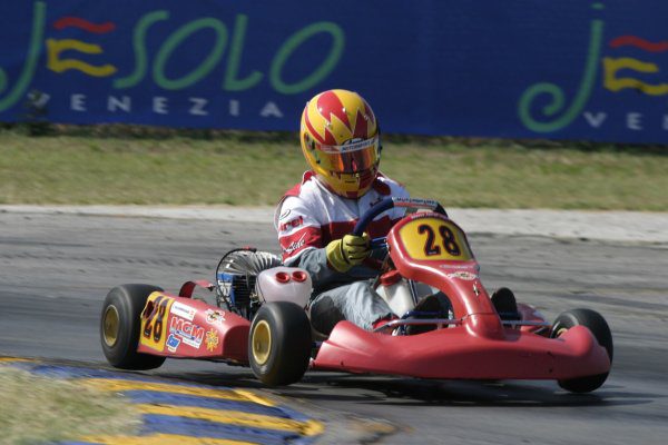 Los karts siguen apasionando a Alguersuari