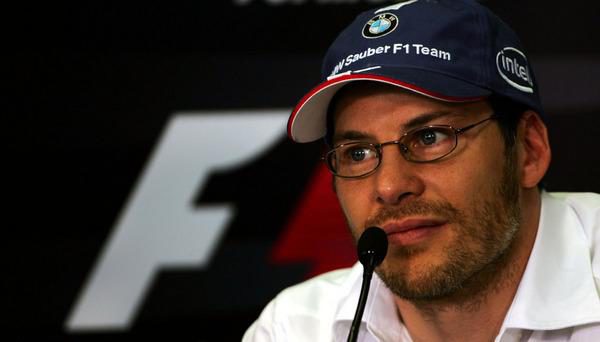 Villeneuve busca un volante para 2010