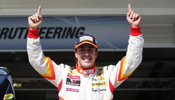 Alonso decidido a subir al podio en Valencia