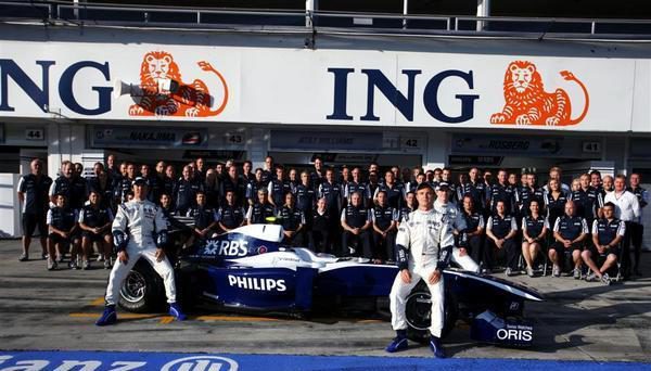 Williams busca pilotos