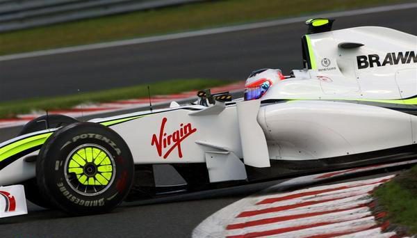 Preocupación por la caja de cambios de Barrichello