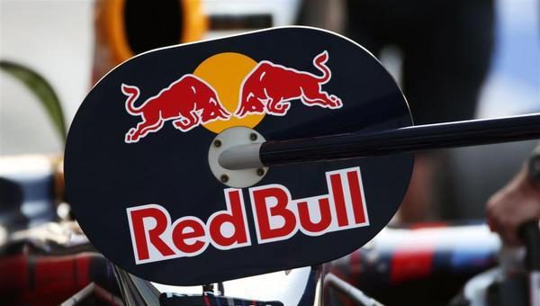 Red-Bull en la retaguardia