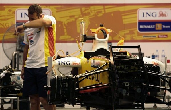Renault retira la demanda contra la familia Piquet