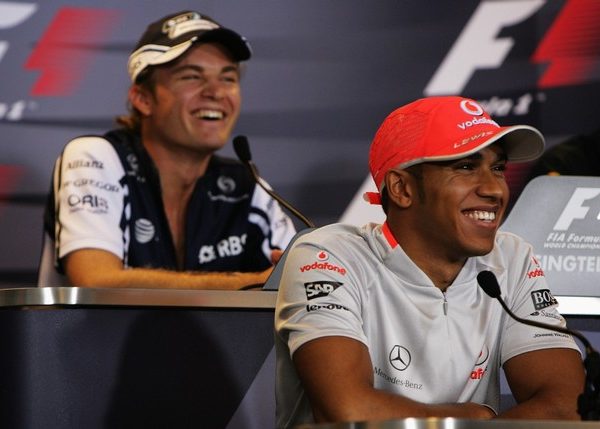 Webber, Rosberg, Hamilton y Räikkönen, los protagonistas en la rueda de prensa oficial