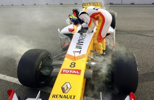 Fernando Alonso se cuela entre los mejores del día