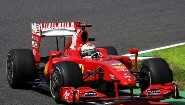 Ferrari se libra de sanciones y escala puestos