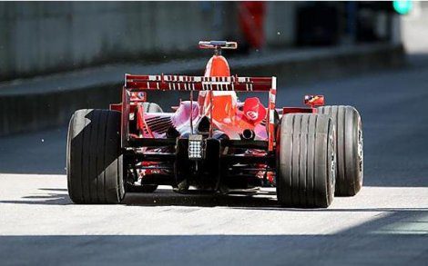 Los Ferrari dominan en los primeros entrenamientos libres de Monza