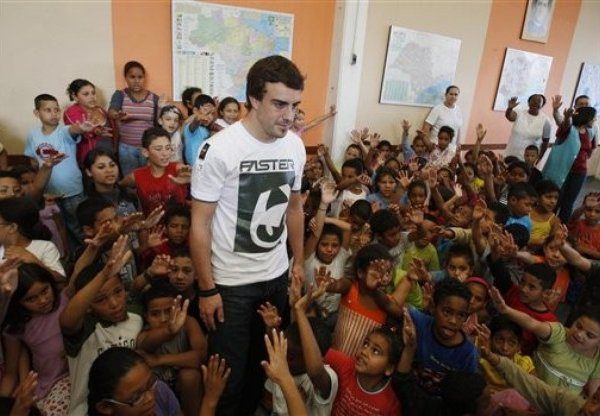 Alonso ejerció de embajador de UNICEF en São Paulo