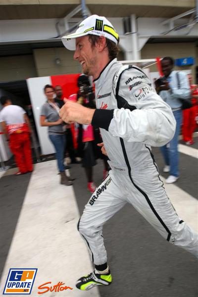 Button: "Soy campeón del mundo, baby!"