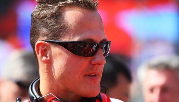 Schumacher: "Brawn GP y Button se merecen los títulos"