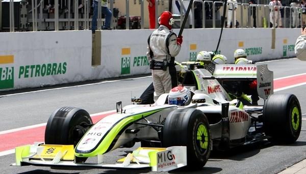 Barrichello se prepara para la carrera de Abu Dhabi